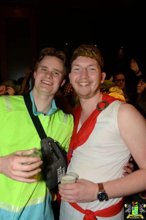 ../Images/Carnavals vrijdagavond in VdG 137.jpg